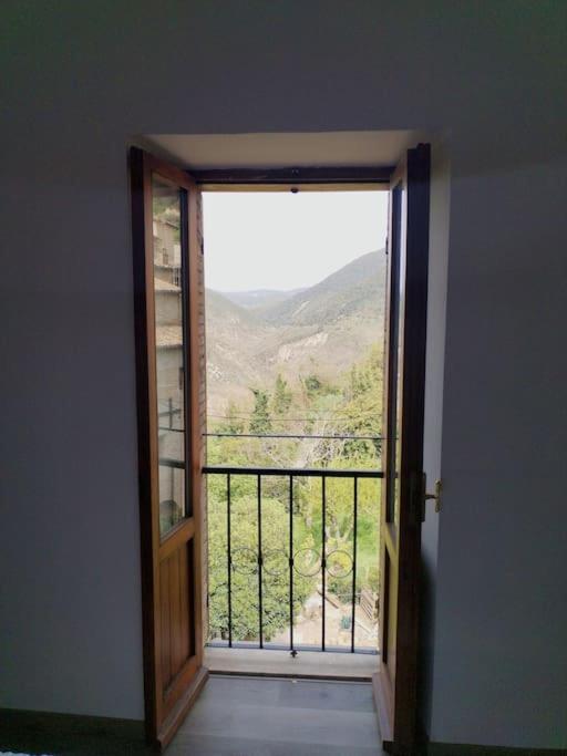 Appartamento Nonna Milde Assis Exterior foto