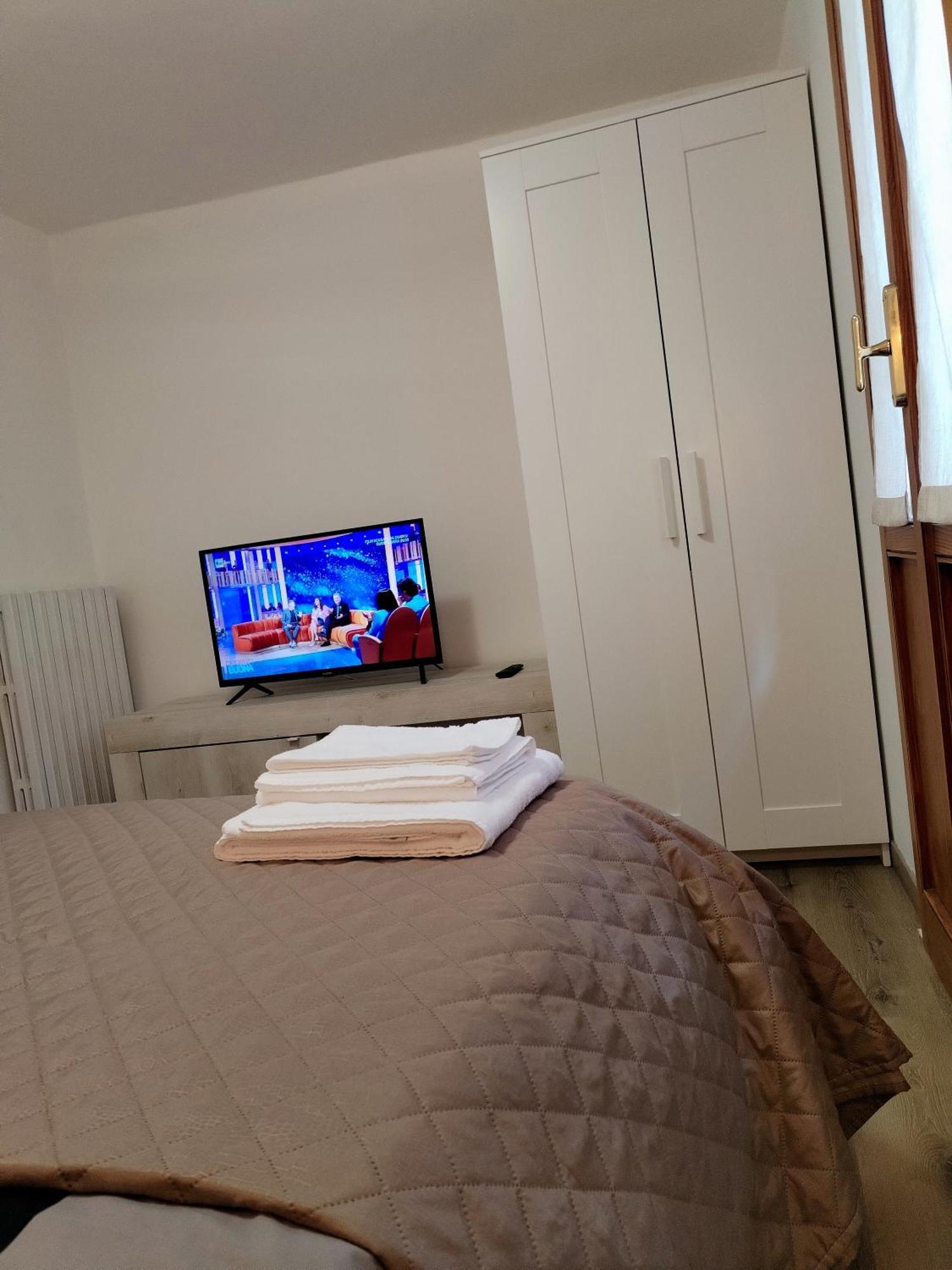 Appartamento Nonna Milde Assis Exterior foto
